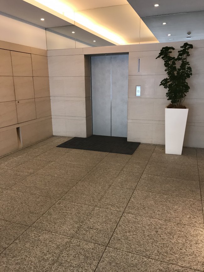 Mayapada Shiodome Plazaビル-エレベーター